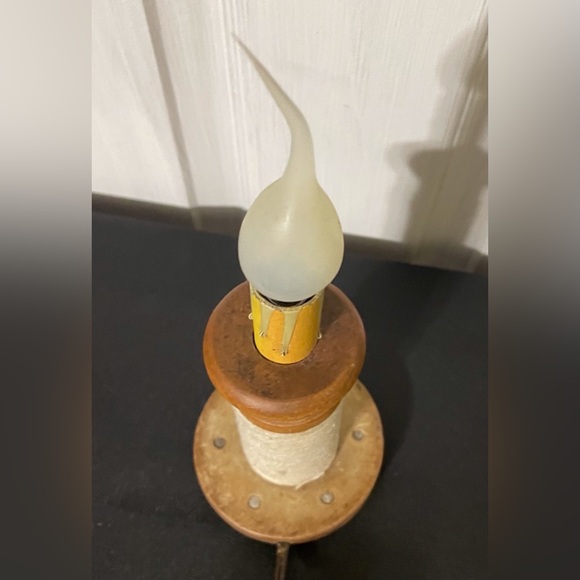 Electric Spool Bobbin Candle Bulb Lamp - Picture 5 of 10